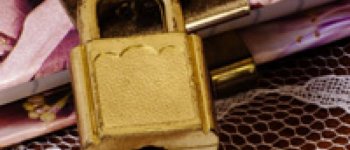 Saat Rahasia Sahabat Harus Dibongkar