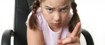 Temanku Bossy Banget!