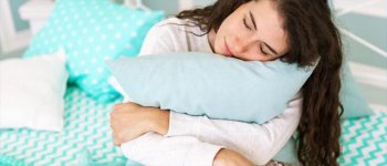 Kenapa ya, Dadaku Nyeri Menjelang Menstruasi?