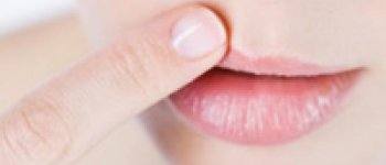 Sariawan Pas PMS, Nyebelin Banget!