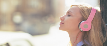 4 Cara yang Bikin Kamu Lebih Santai Hadapi PMS!