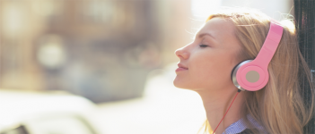 4 Cara yang Bikin Kamu Lebih Santai Hadapi PMS!