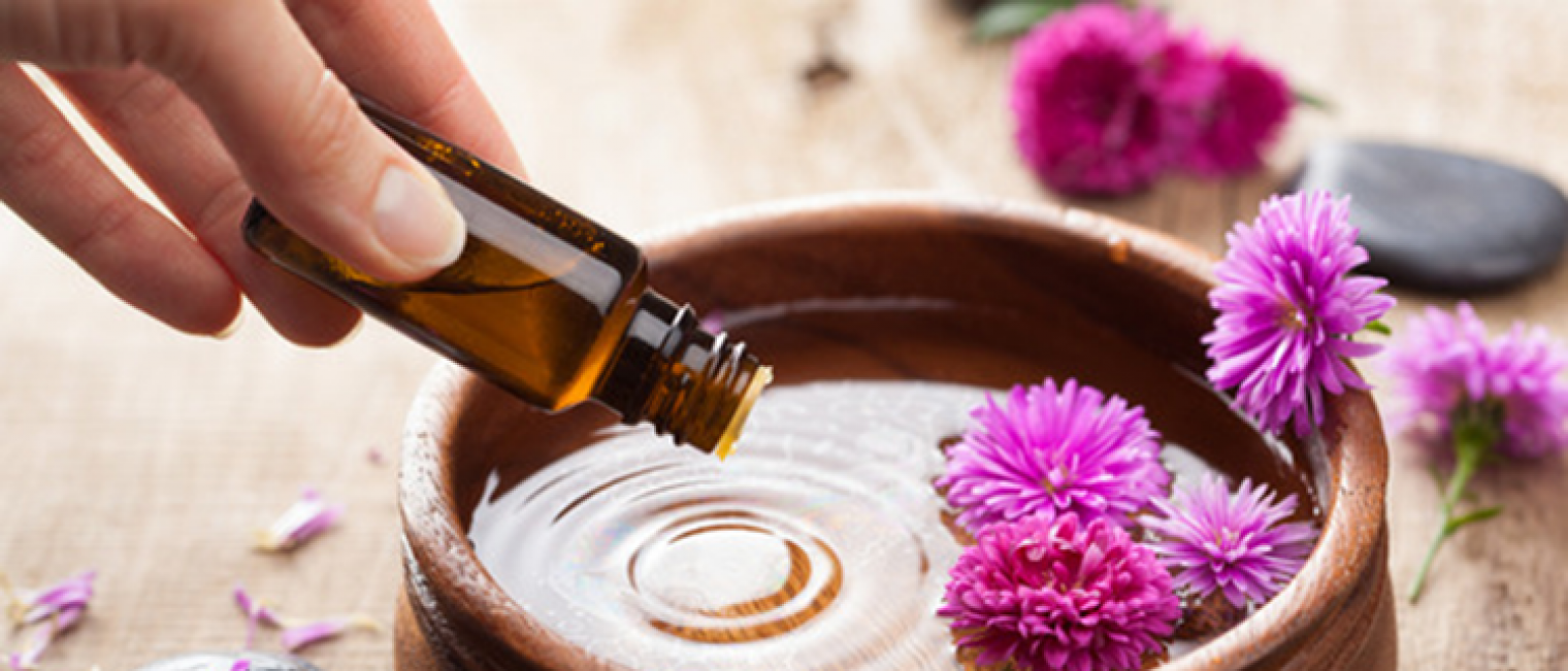 Basmi Kram Perut Pakai Minyak Esensial!