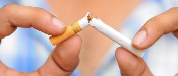 Manfaatkan Menstruasi untuk Berhenti Merokok