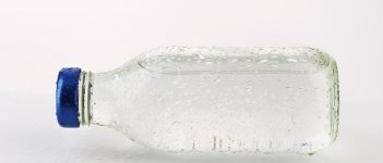 Berapa Banyak ya, Cairan yang Dibutuhkan Pas Menstruasi?