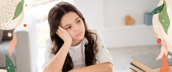 Penyebab Anak Telat Menstruasi Pertama