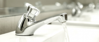 Hati-hati Pakai Toilet Umum!