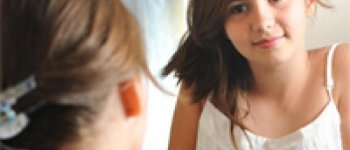 Moms, Apa Aja Sih Tahapan Puber?